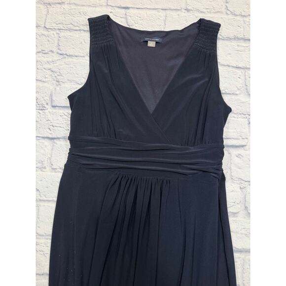 Tommy Hilfiger Navy Dress Plunging Neckline comfy long sleeveless Sz 10 A544 - Picture 4 of 7